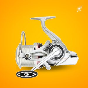 MÁy câu đứng Daiwa Emblem Surf 35 SCW QD